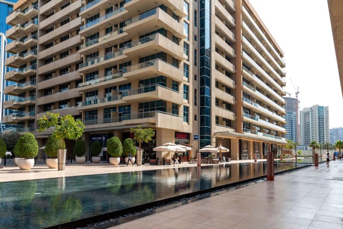 Frank Porter - Bay Square Apartment Dubai Exterior photo